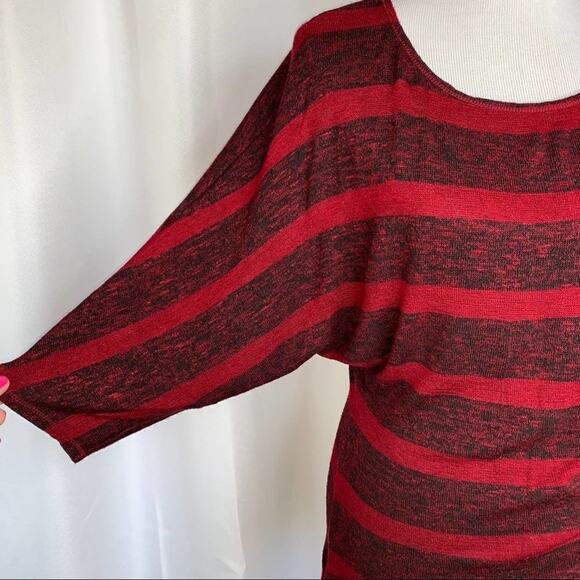 Studio M Dolman Sleeve Asymmetrical Sweater Sz Medium - Picture 3 of 7